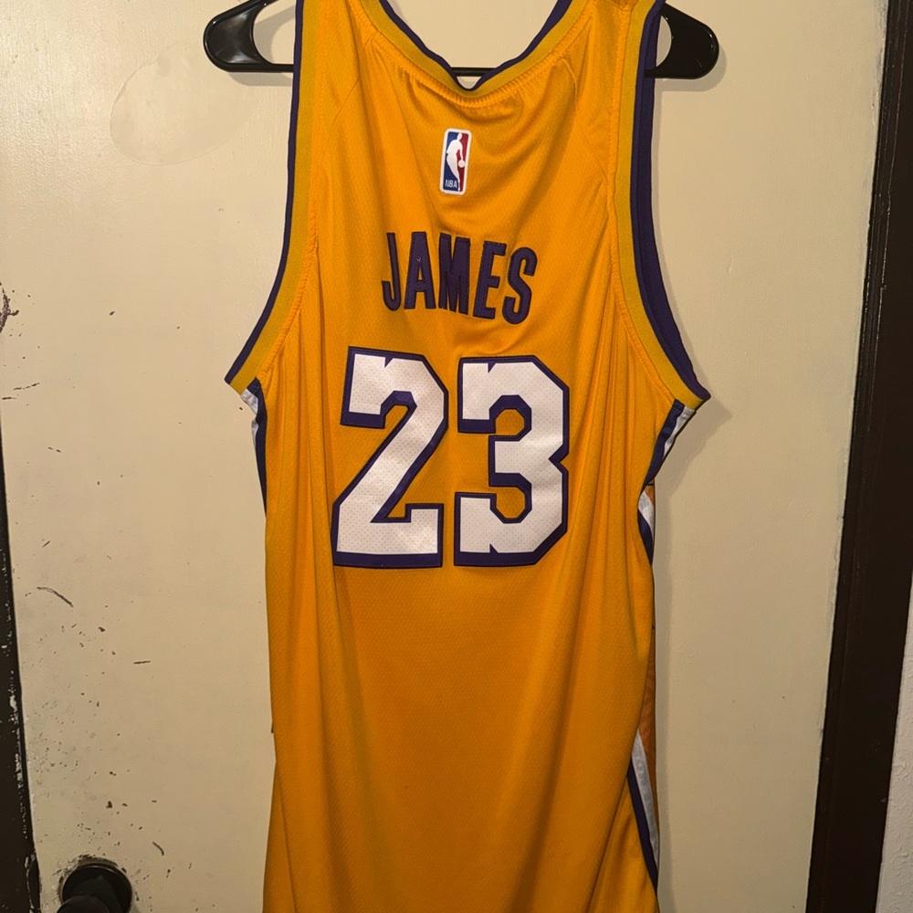 Lebron James Lakers Jersey